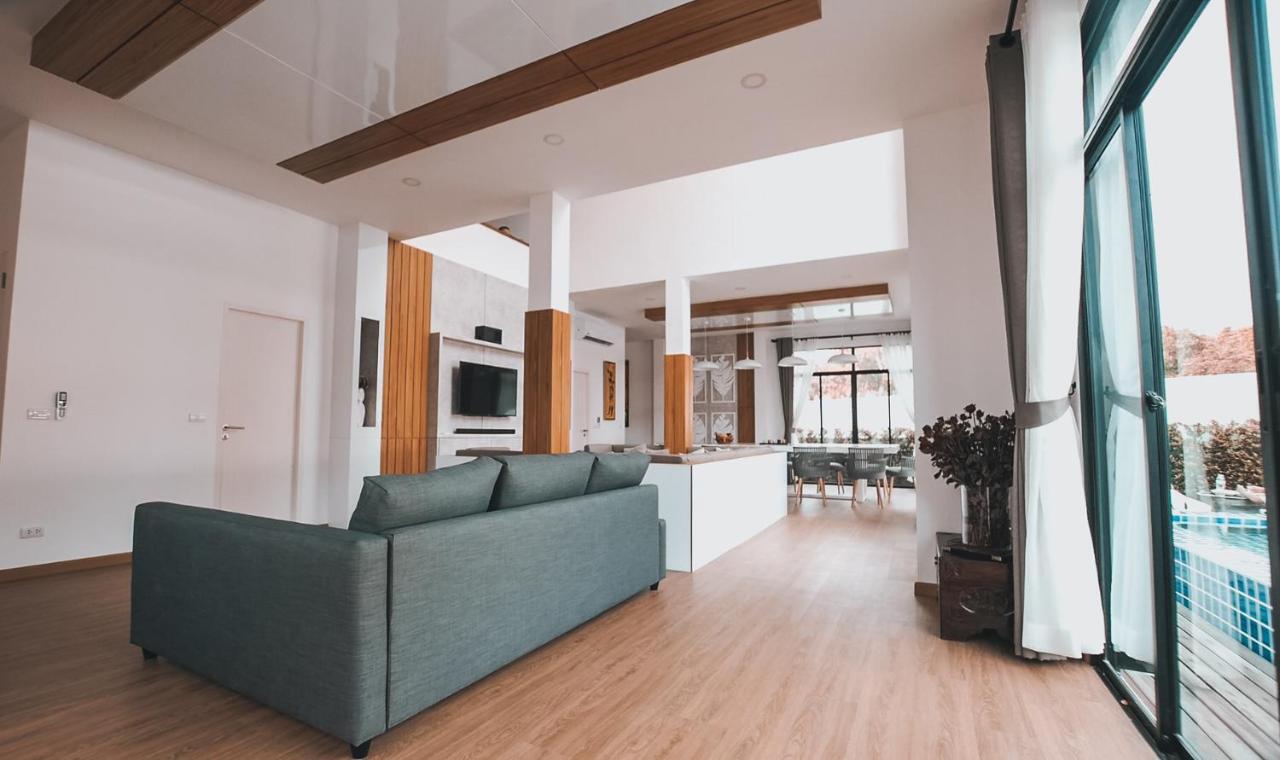 Happy Family Villa Phuket Exterior photo